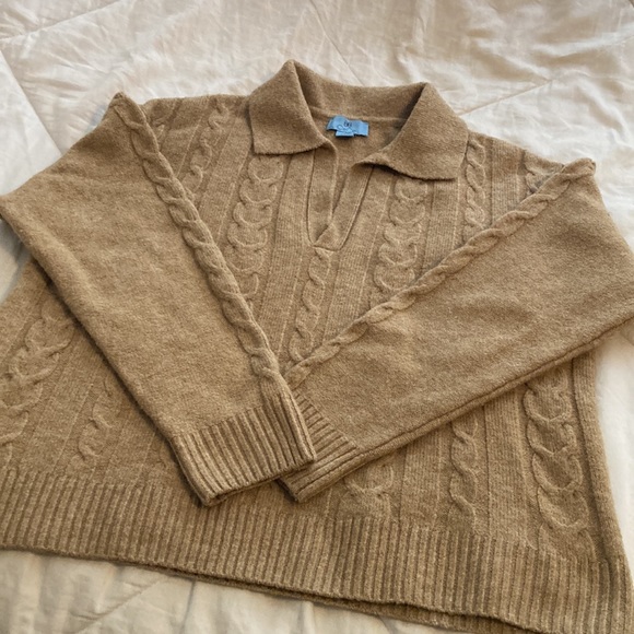 CeCe Collared Sweater in Tan or Camel, M - Picture 9 of 10